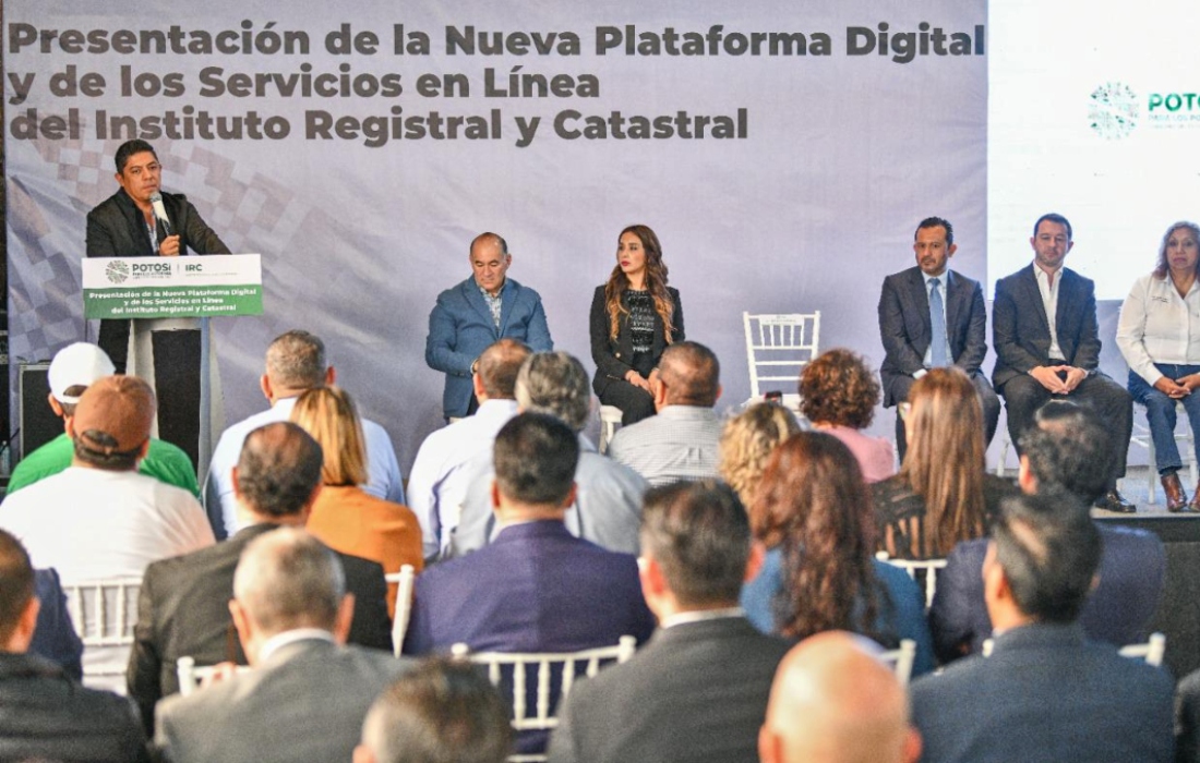 Ricardo Gallardo presenta nueva plataforma digital de catastro