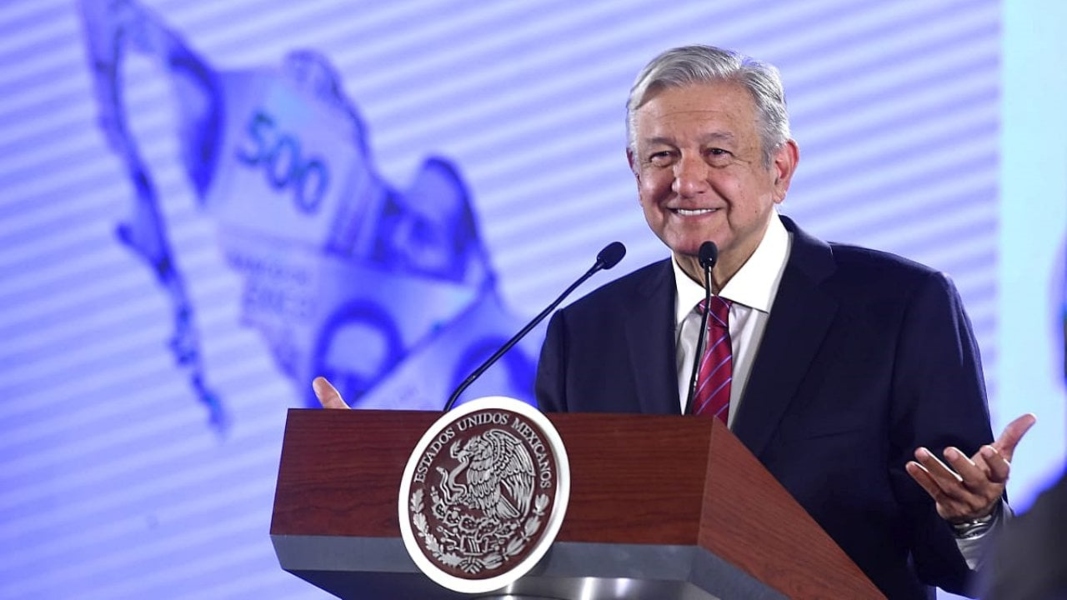 AMLO destaca la economía mexicana y fortaleza del peso mexicano