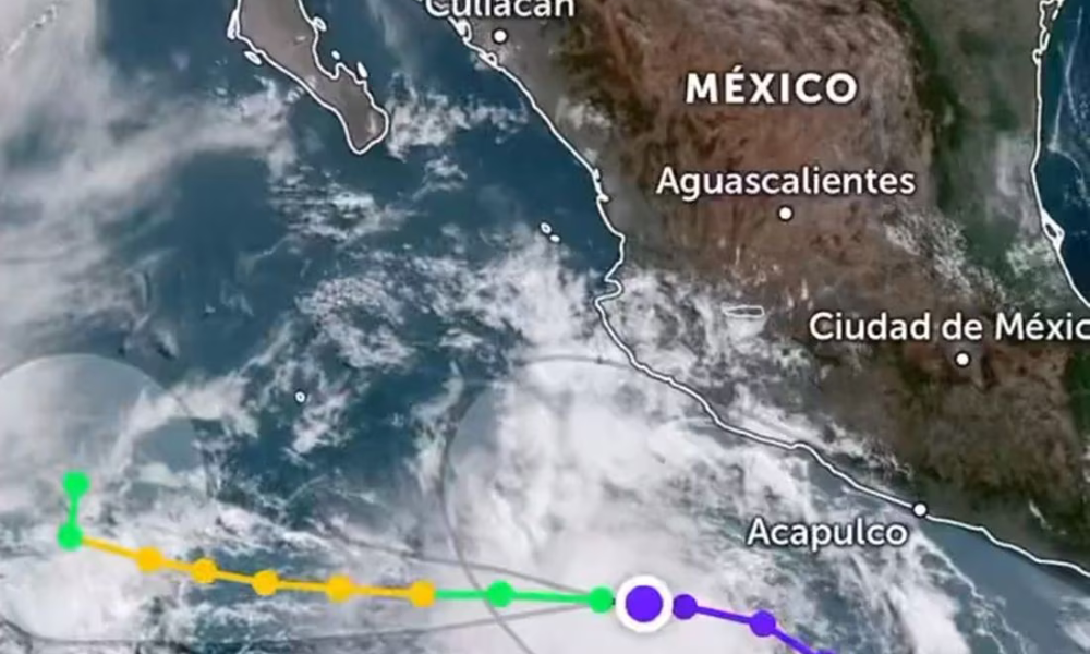 Tormenta tropical «Adrián» amenaza con convertirse en huracán de categoría 1; precaución en el Pacífico mexicano