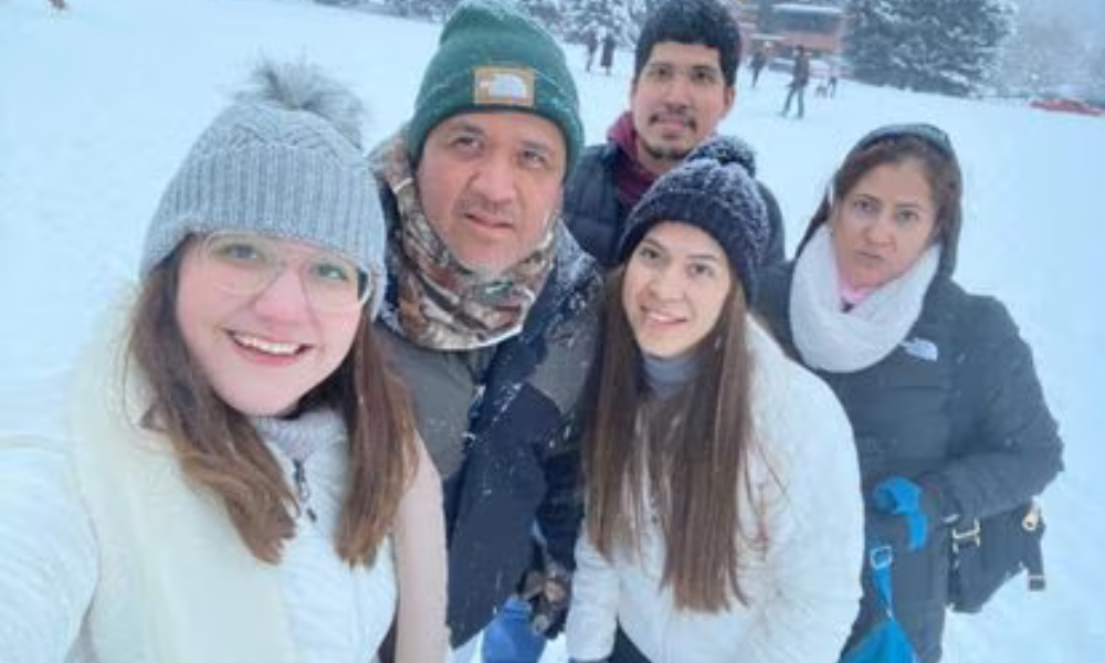 Familia mexicana fallece en accidente aéreo en Nepal cerca del Monte Everest