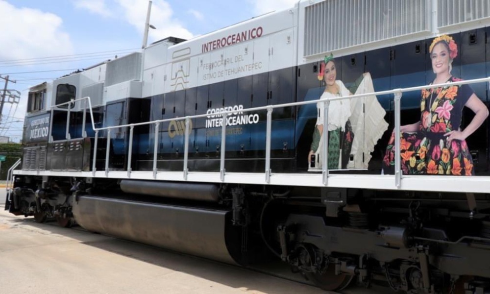 Presentación de emblemática Locomotora del Tren Interoceánico