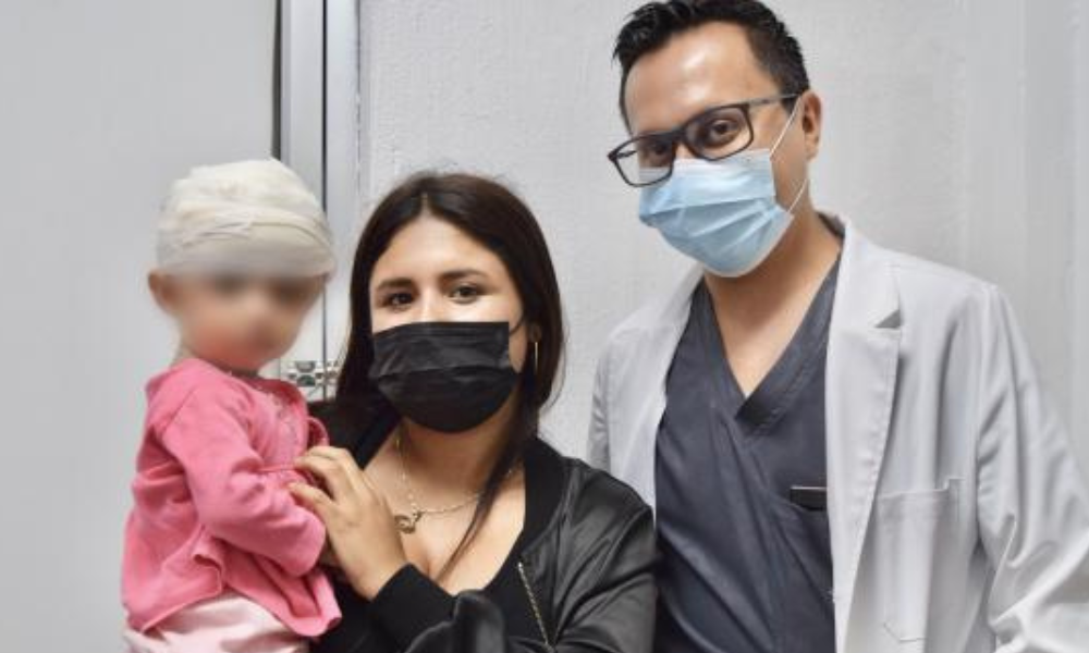 Procedimiento quirúrgico de IMSS-Bienestar transforma la vida de una niña de un año