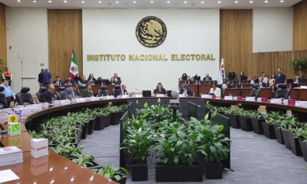 INE establece reglas y fechas para debates presidenciales del 2024