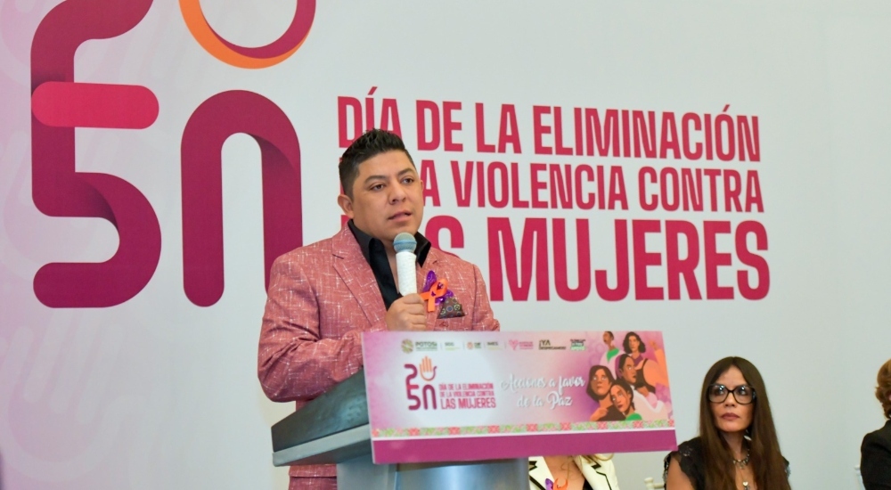 Ricardo Gallardo impulsa programas de empoderamiento y protección para las mujeres potosinas