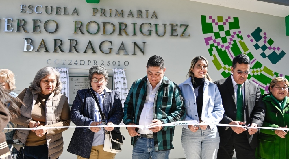 Ricardo Gallardo mejora planteles educativos en Soledad